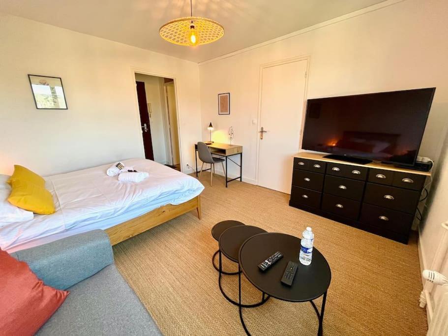 Giena - Sils Daire Caen Dış mekan fotoğraf